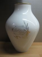 Fürstenberg-Vase (weiß, Goldrand, Schwan-Motiv, Höhe 26 cm) Hannover - Kirchrode-Bemerode-Wülferode Vorschau