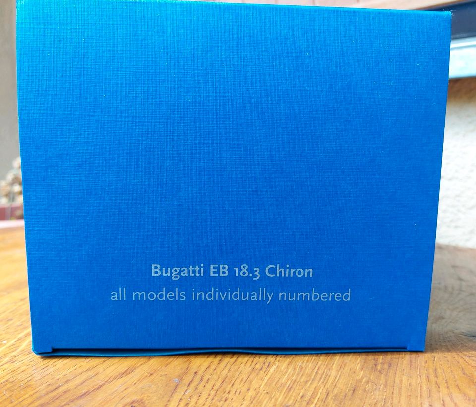 1:18 Bugatti EB 18.3 chiron Concept blue autoart 70911 in Berlin