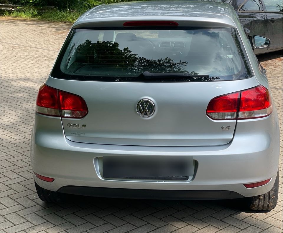 VW Golf 6 1.6 Trendline  Scheckheft nur bei ( VW ) Tausch möglich in Ennepetal