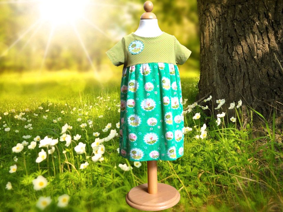 Kleid Sommerkleid Grün Kinder Gr. 98 ❤️ handundherzgemacht in Halle