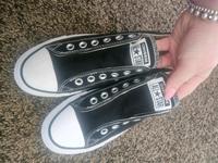 Neu mit Etikett Converse All Star Chucks short low Classic 36.5 Niedersachsen - Stade Vorschau