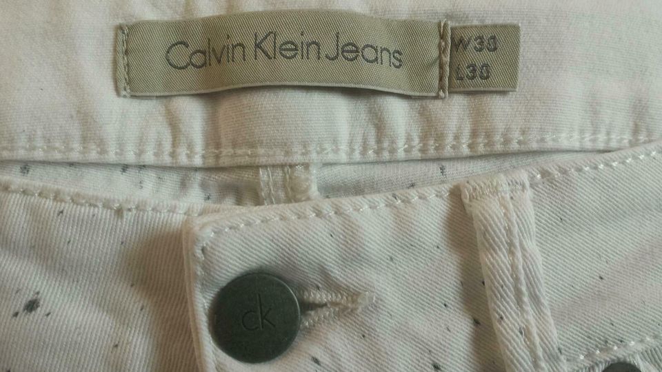 ⭐ Jeanshose ⭐ weiß 36/38 CALVIN KLEIN EDC by Esprit FIVE NV Basic in Hofheim am Taunus