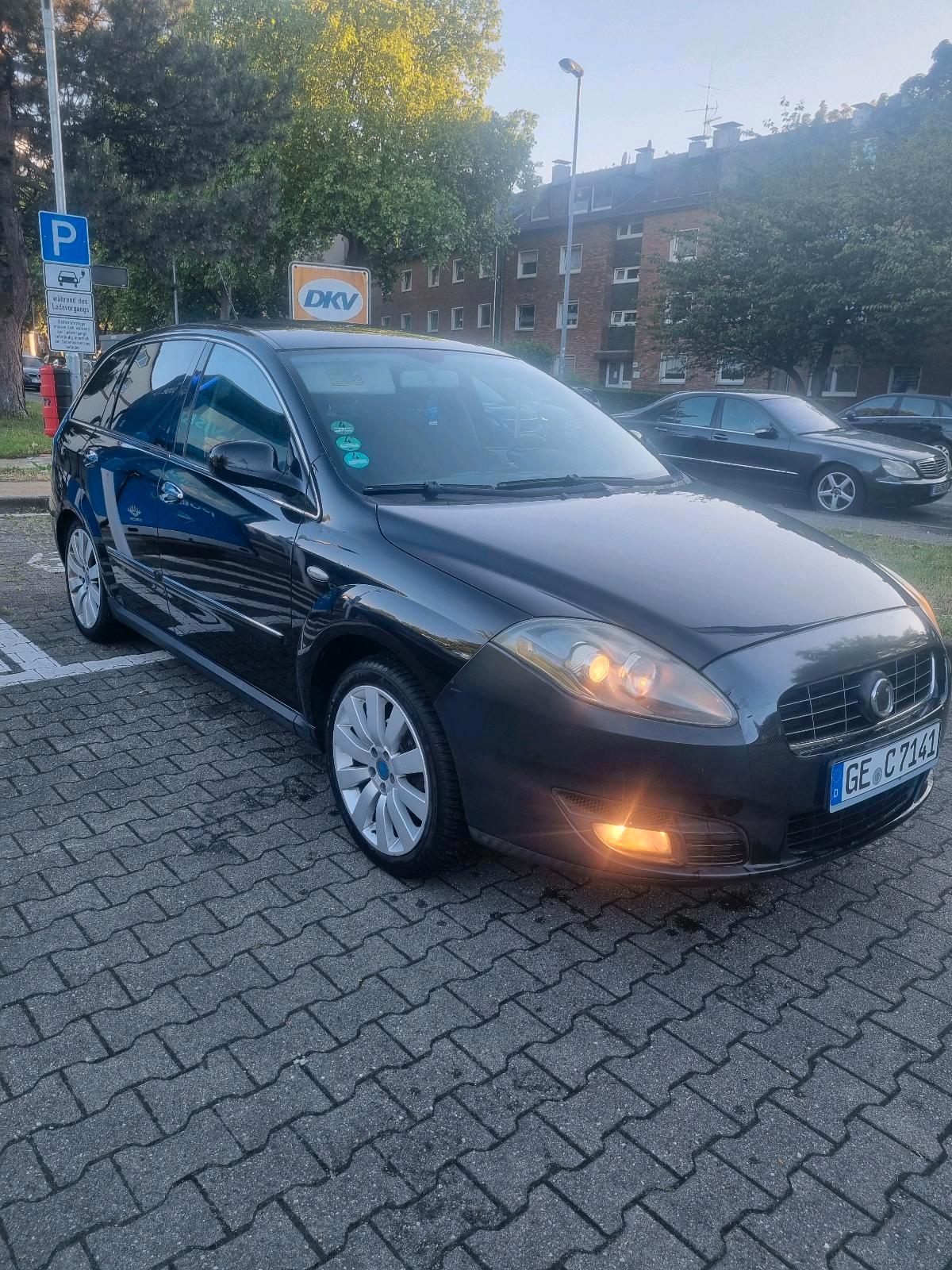 Abbildung des Autos Fiat croma