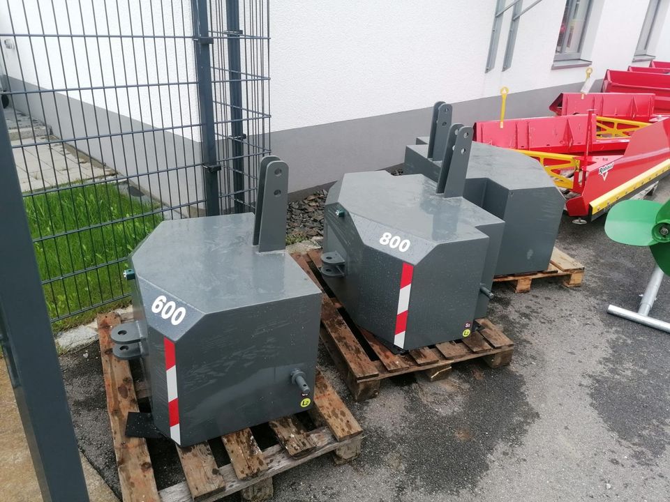 Stekro Frontgewichte 600/800/1000kg in Geiersthal