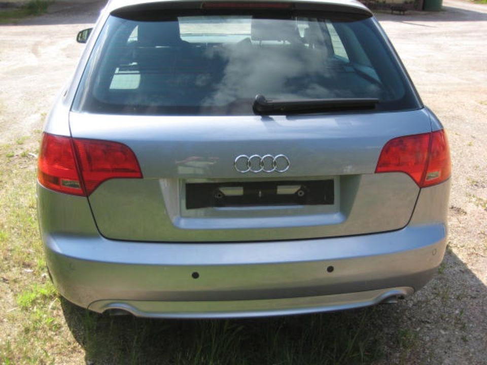 Audi A4 Avant 3,0TDI Quattro in Bad Berka