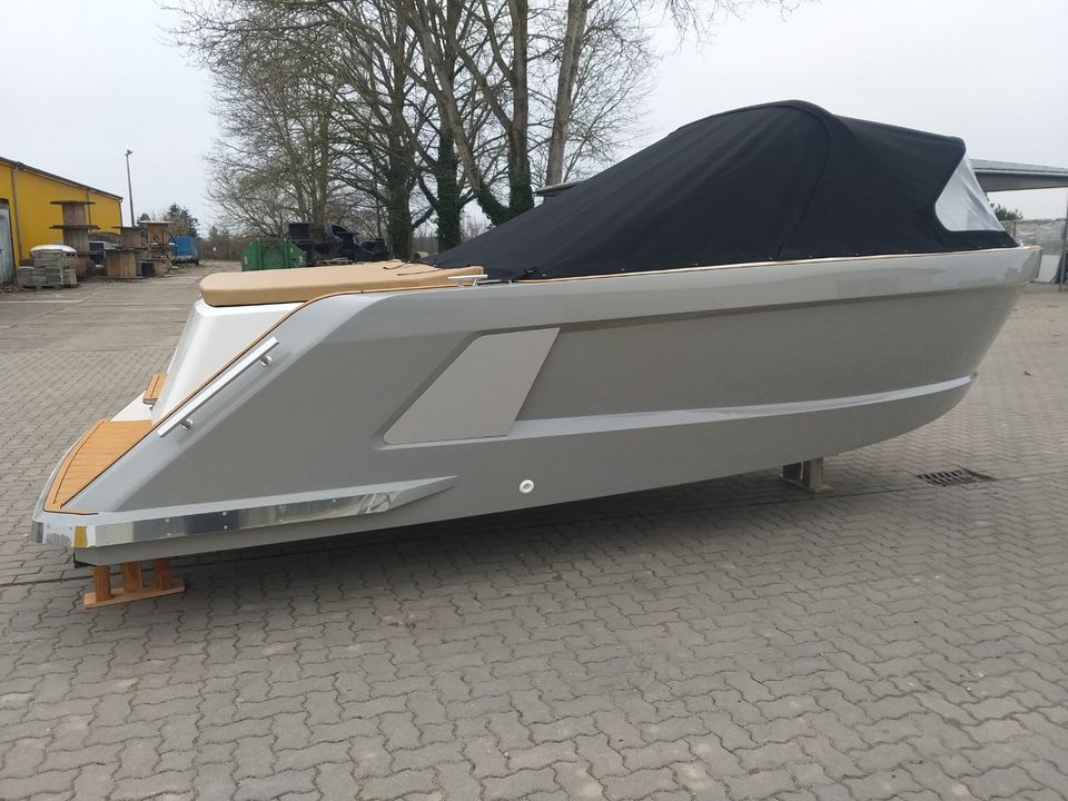 Motorboot Aqua 24 630 Tender Sloep Schaluppe Neuboot Neu in Hohen Wangelin