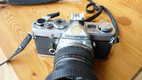 Olympus OM1 Spiegelreflexcamera Antike Kamera Teleobjektiv Bayern - Offenhausen Vorschau