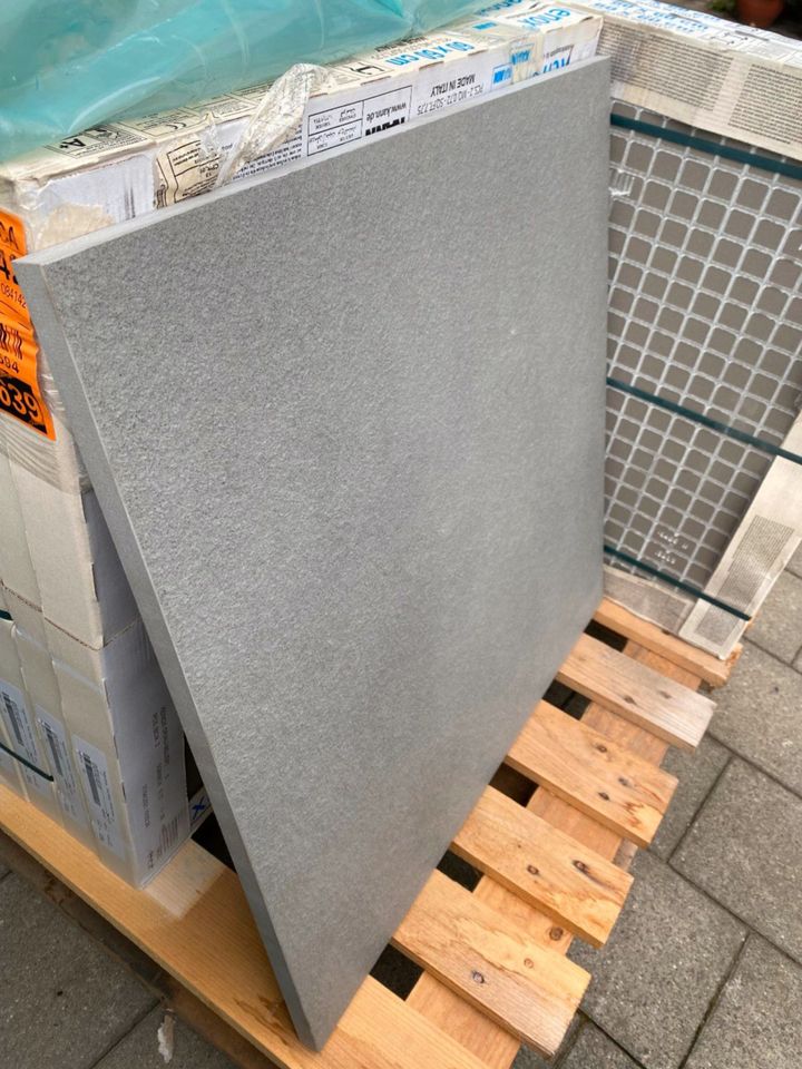 Kann Keramik Terrassenplatte Xenox 60x60cm grau 2 Wahl Fliese in Boos (Eifel)
