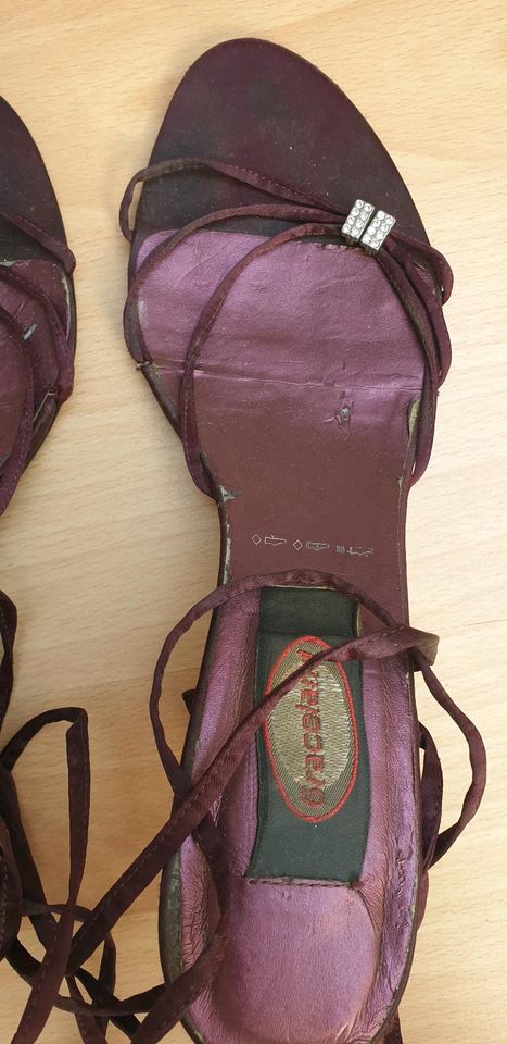 elegante schicke Schuhe mit Absatz Sandaletten Schnürschuhe in Hattingen