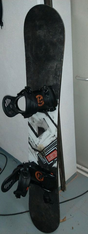 Snowboard Burton Bullet 165 mit Nitro Pusher Bindungen in Muldestausee