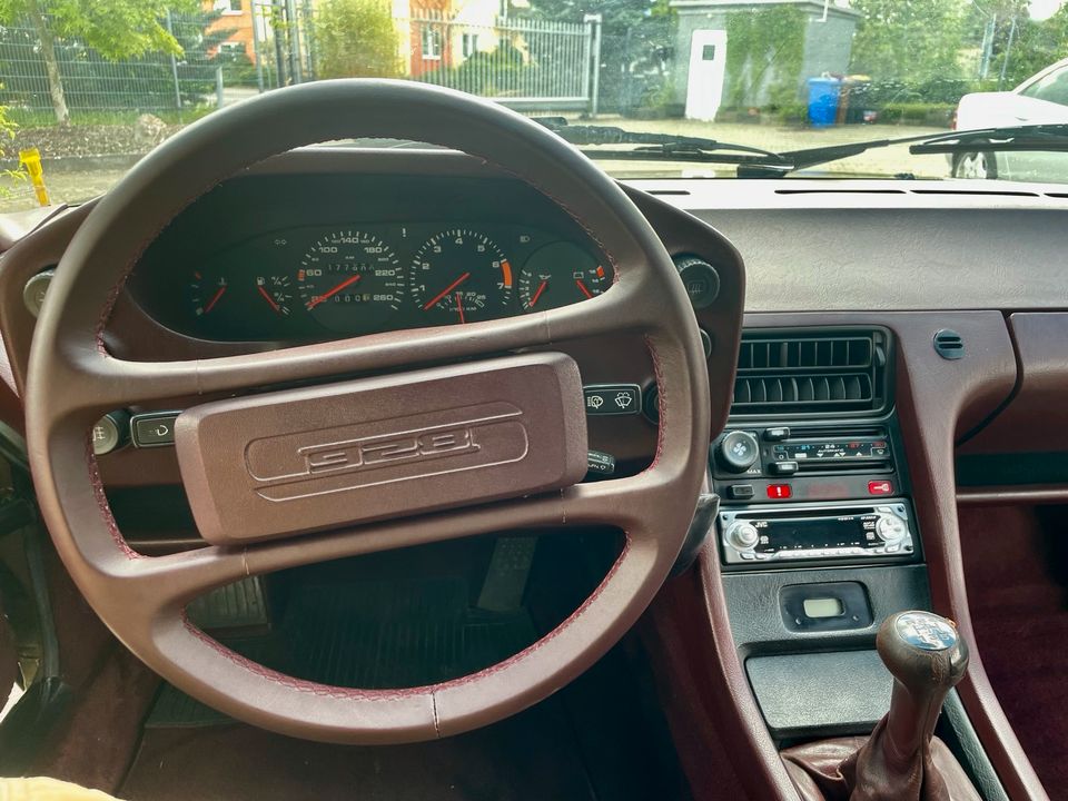 Porsche 928S, E.Z. 1984, 310 PS,4,7L,177900km, Schalter,Top Basis in Worms