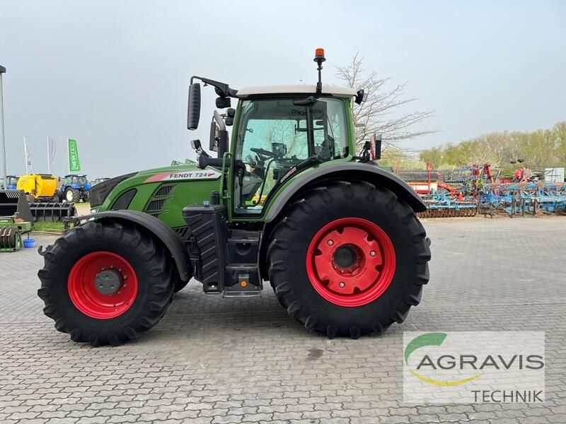 Fendt 724 VARIO S4 PROFI PLUS Traktor / ATC2968295 in Calbe (Saale)