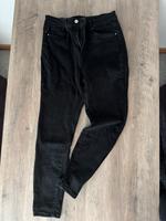 schwarze Jeans von ONLY in der Größe 31/32 Brandenburg - Falkensee Vorschau