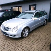 Mercedes E Klasse w211 zum Ausschlachten Schlachtfest Ersatzteile Niedersachsen - Achim Vorschau