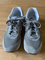 New Balance Sneaker, Damen Gr. 40,5 grau Wandsbek - Hamburg Sasel Vorschau