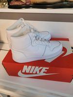 Nike Schuhe Ebernon mid neu Gr. 39 Hessen - Darmstadt Vorschau