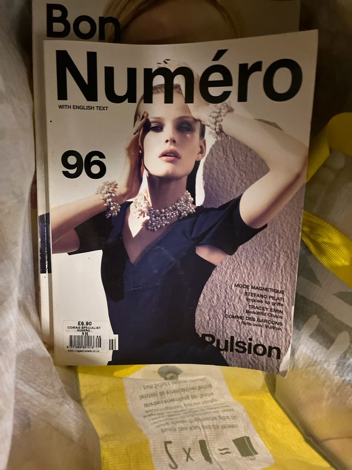 Alle Zeitschriften magazine Vogue in Berlin