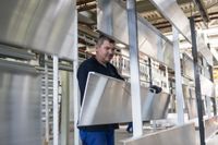 Produktionsmitarbeiter im Bereich Materialaufhängung Pulverbeschi Bayern - Weiler-Simmerberg Vorschau