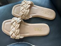 ZARA Slipper Sandalen Pantoletten Espandrillas Gr. 39 Hessen - Wiesbaden Vorschau