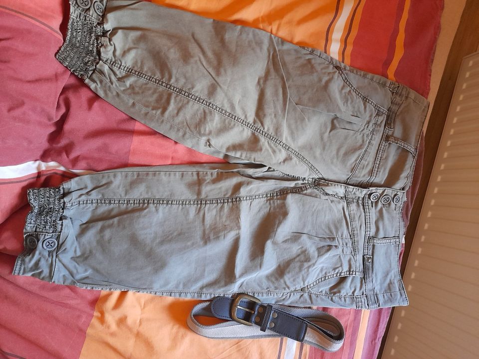 Urban surface caprihose khaki gr M mit Gürtel in Grimma