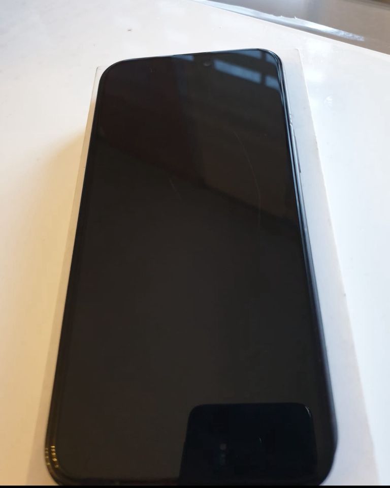 iPhone 15 plus 128gb schwarz ( Tausch möglich € in Wesel