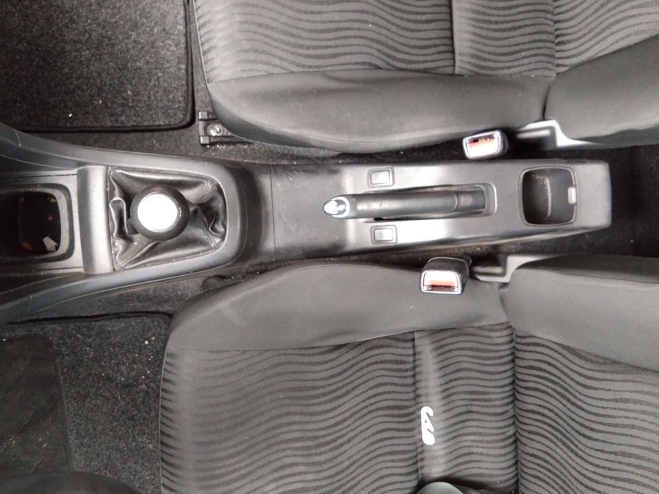Suzuki Swift 1.2 Comfort + Unfall Fahrzeug in Essen