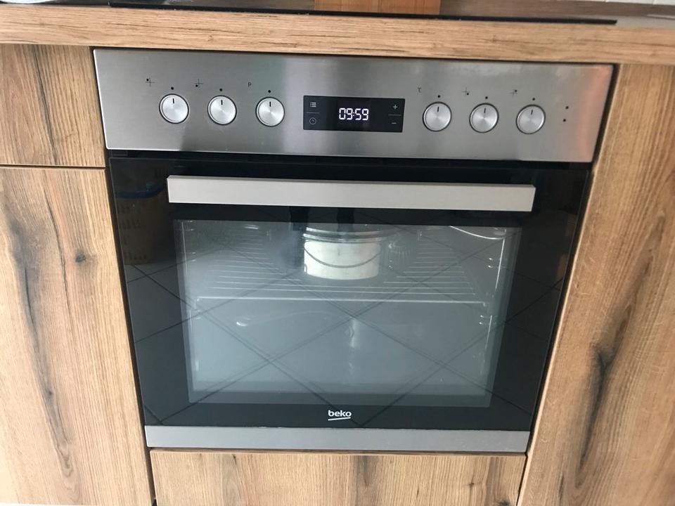 Einbauküche bis 22.04. verfügbar inkl.Elektrogeräte Siemens,Beko in Diez