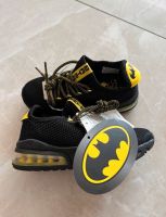 Batman Sneaker Sportschuhe Kinderschuhe Halbschuhe NEU Gr.29 Hessen - Rodgau Vorschau