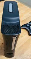 Xbox 360 mit zwei Controller und einem spiel Herr der Ringe Baden-Württemberg - Eutingen Vorschau