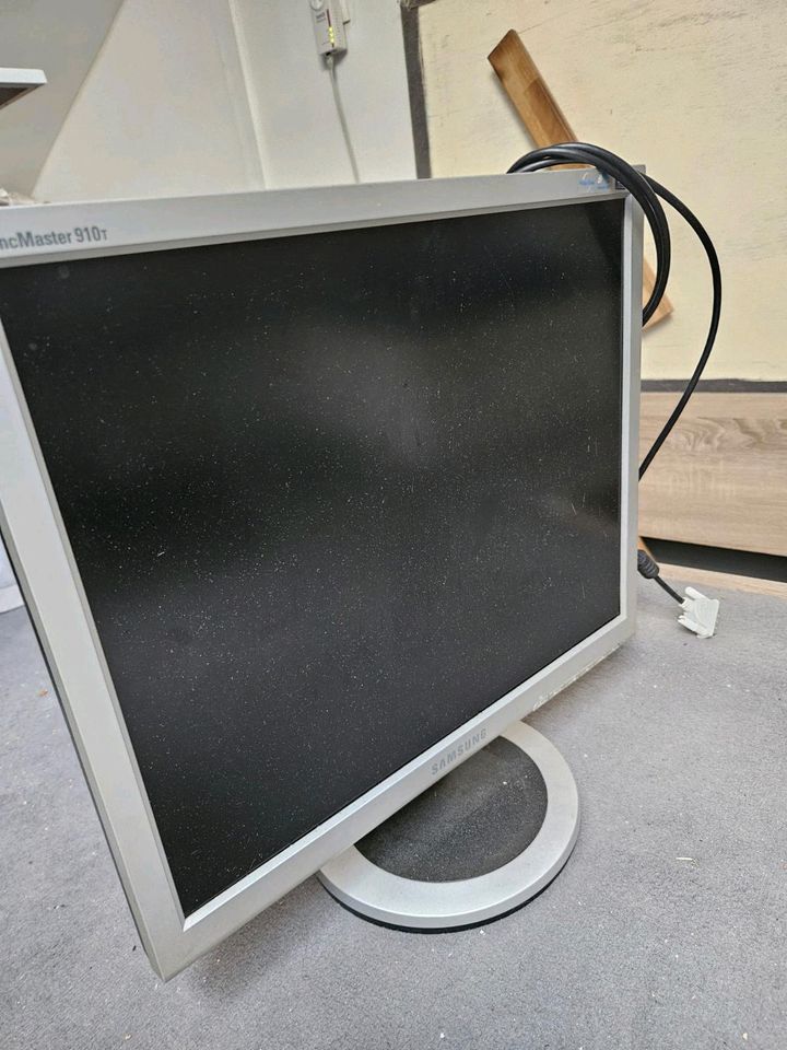 Monitor VGA in Hamburg