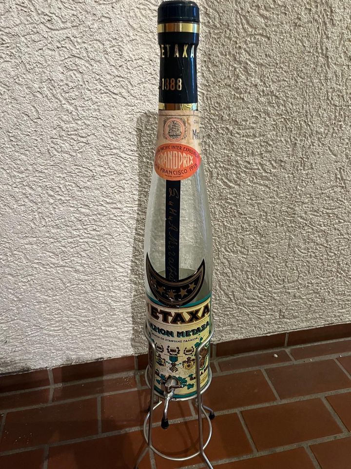 Metaxa Flasche mit Auslass 3 Liter Ständer vintage deko Party in Aalen