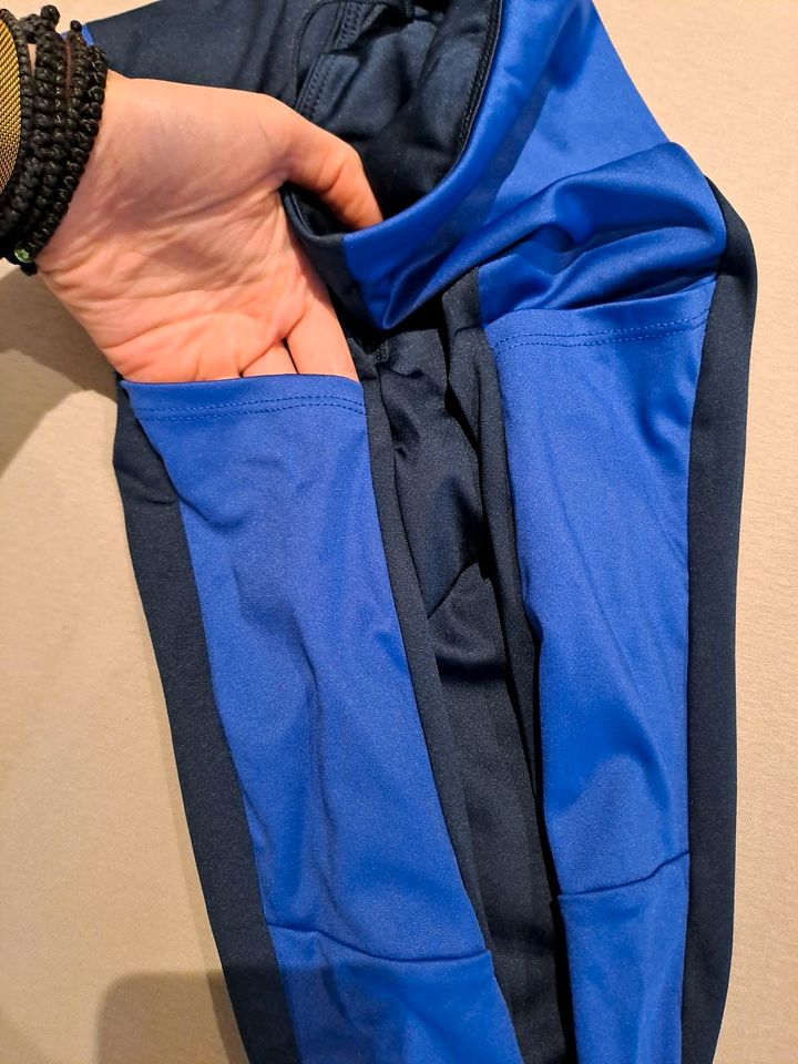 Capri Sport Leggins 3/4 blau in Sexau