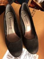 Venturini high-heels schwarz 39 Hessen - Hanau Vorschau