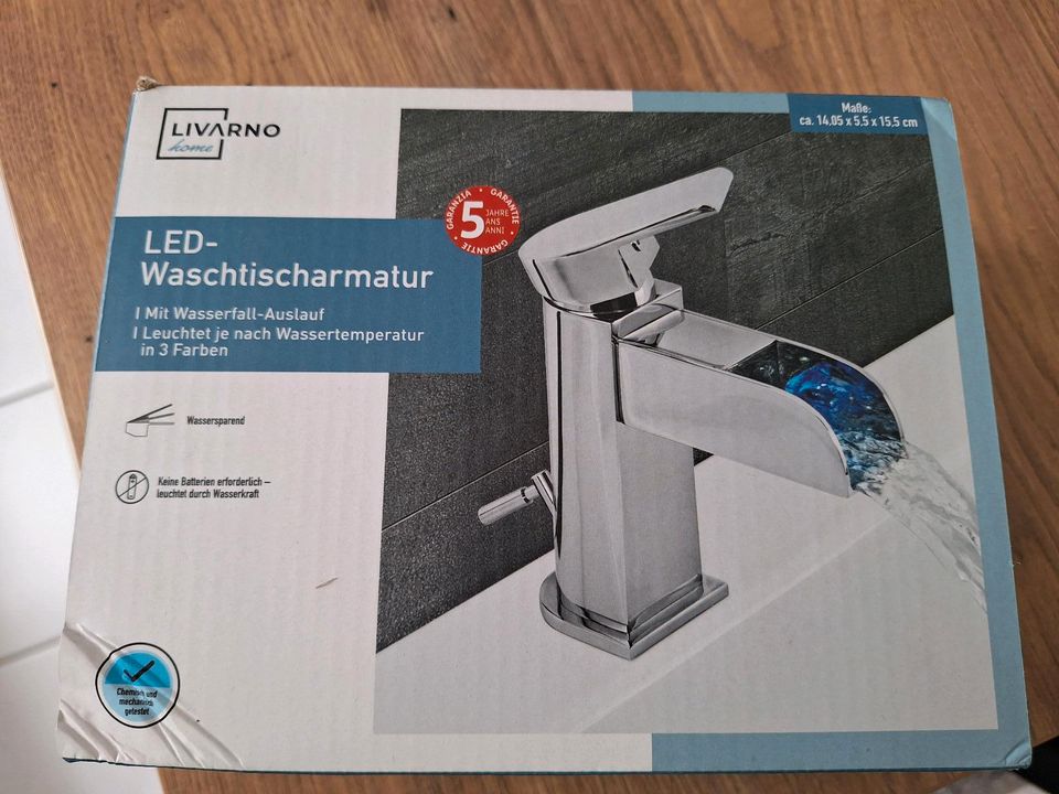 LED Waschtischarmatur von Livarno in Homburg