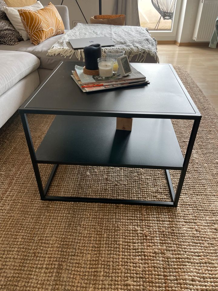 Wohnzimmer Tisch schwarz in München