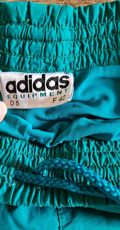 Adidas,kurze Hose,36,40,L,38,retro,vintage,Jogginghose in Barßel