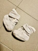 Döll Winterschuhe Wagenschuhe Baby grau 3-6 Monate Nordrhein-Westfalen - Paderborn Vorschau