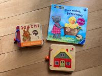 3 Babybücher Holzbücher Fingerspielbuch Freiburg im Breisgau - Wiehre Vorschau