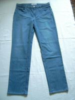 B R A X  Damen Jeans Hose, mittleres Jeansblau, Größe 44 Baden-Württemberg - Renningen Vorschau