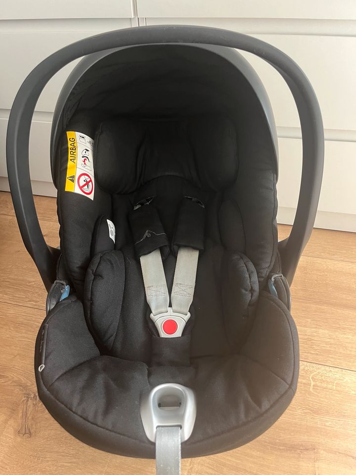 Cybex Cloud Q inkl. Base (Isofix)+ Regenverdeck Babyschale in Lehre