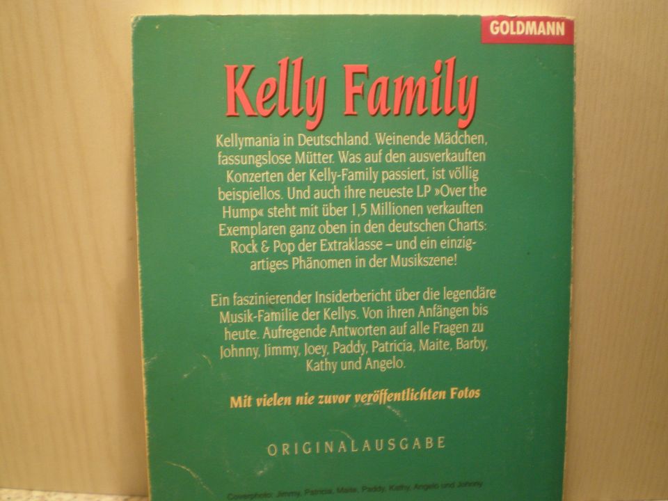 VINTAGE - Die Kelly Family  *DIE GESCHICHTE EINER SUPERGRUPPE* in Harsewinkel