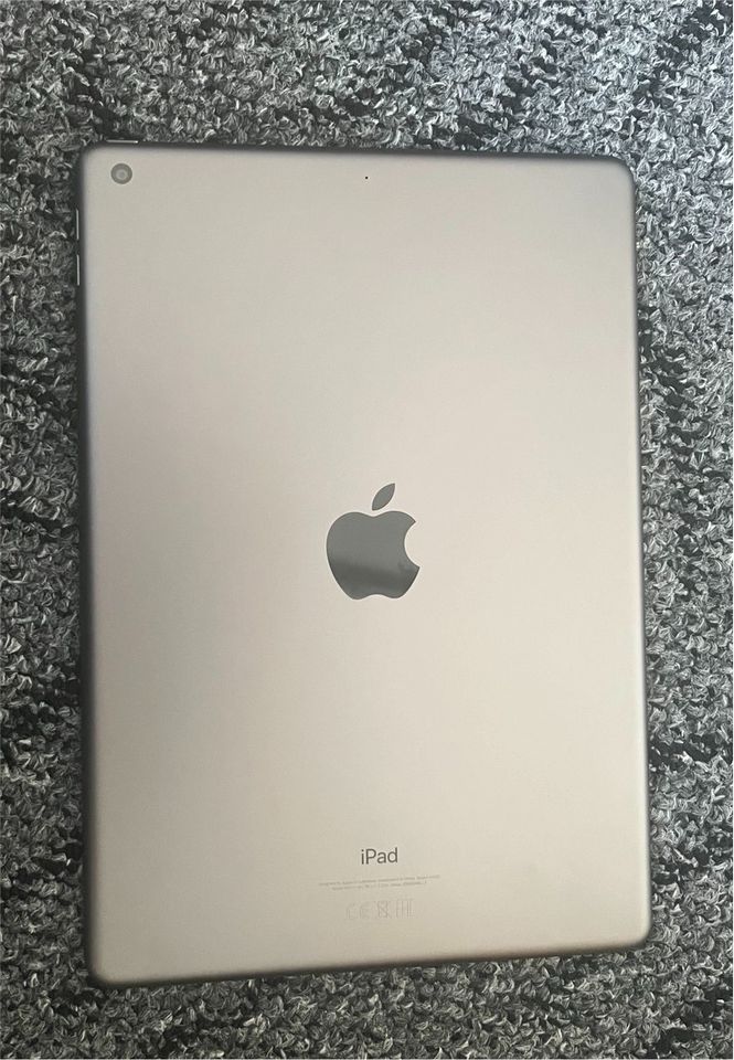 iPad 9th generation Wi-Fi 64GB in Hameln
