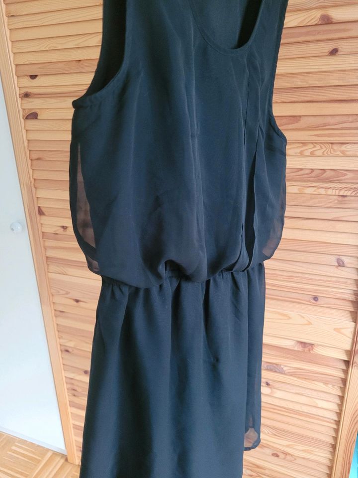 Vero Moda leichtes Kleid schwarz Gr. S in Köln