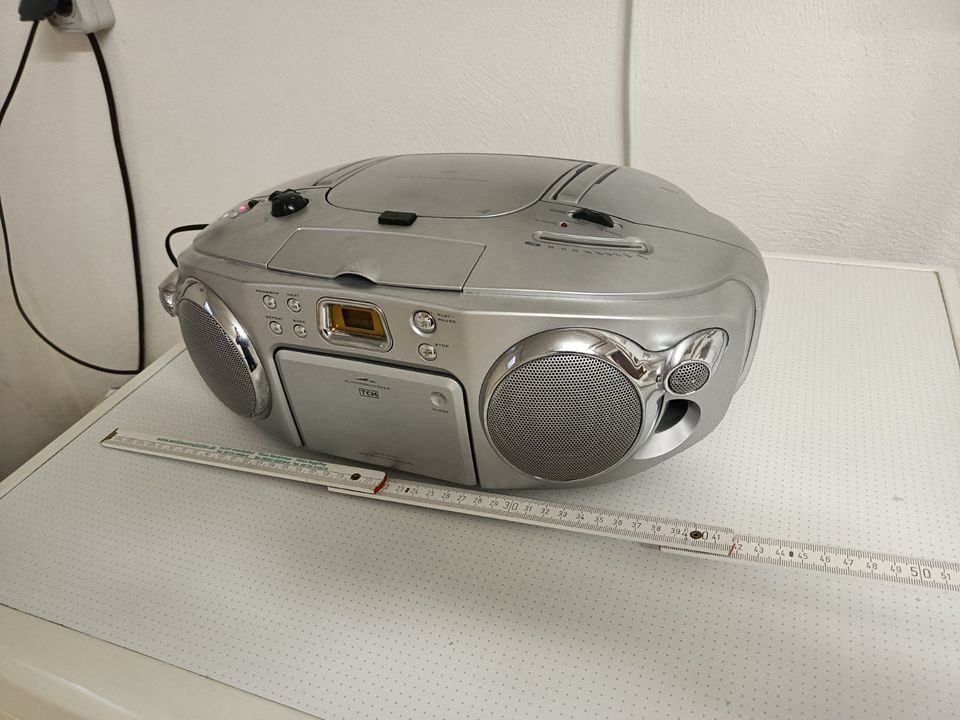 Cassettenrekorder CD Player Radio tragbar Cassettendeck Batterie in Prien