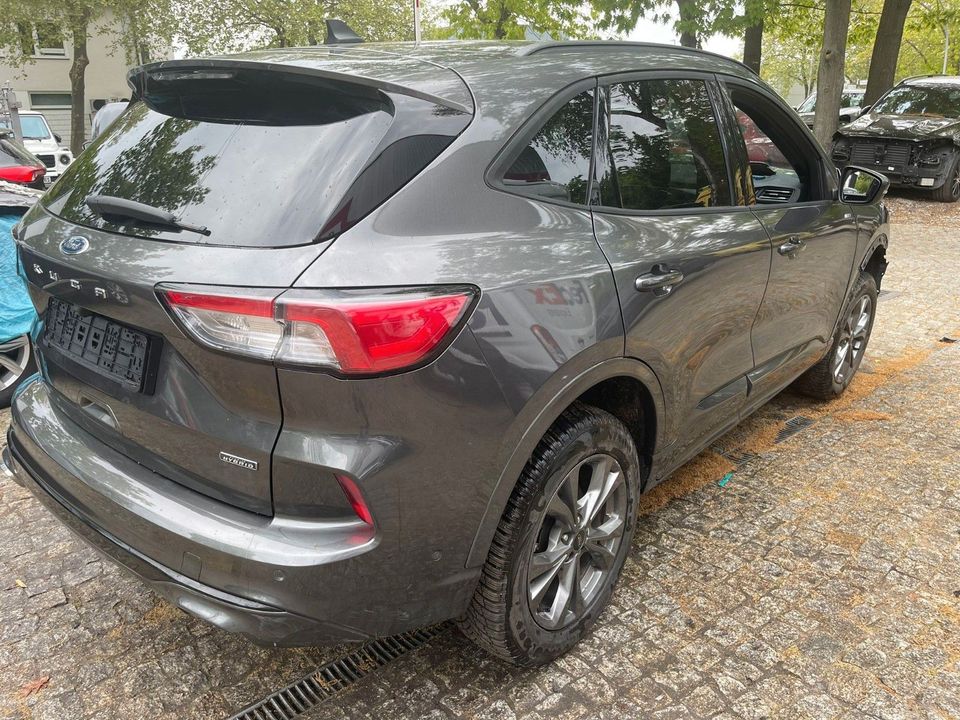 Ford Kuga 2.5 Duratec PHEV ST-Line CVT in Berlin