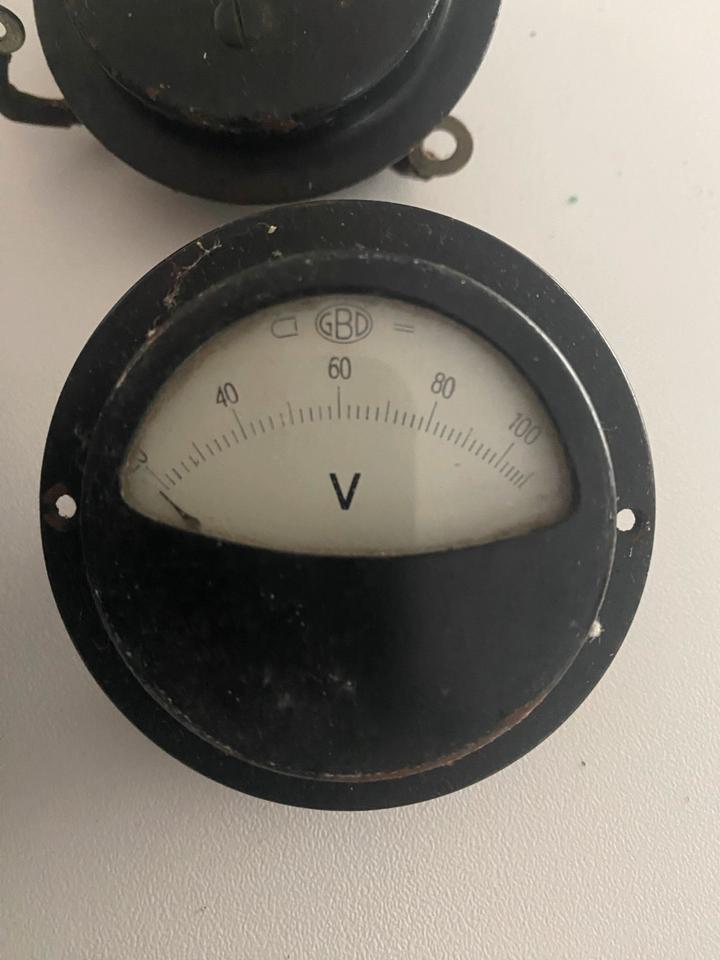 Messinstrumente Uhren Antik Ampere Volt etc.  AEG Siemens GBD in Hambühren