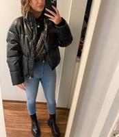 Dicke Winter Jacke Zara schwarz modern in Fashion Bayern - Marktredwitz Vorschau