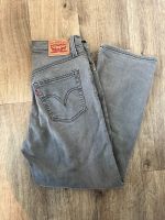 Verschiedene Levi’s Jeans (Highrise straight/ skinny) Flensburg - Fruerlund Vorschau