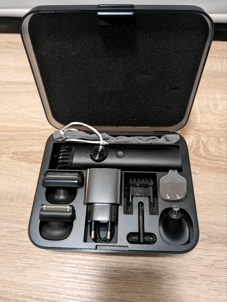 Xiaomi Grooming Kit Pro Bartschneider Trimmer in Dortmund