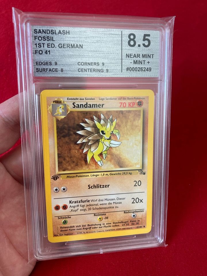 Pokemon Sammlung,8x Fossil 1st ed., alle CMG 8,5, je 20€ pro Stk. in Freilassing